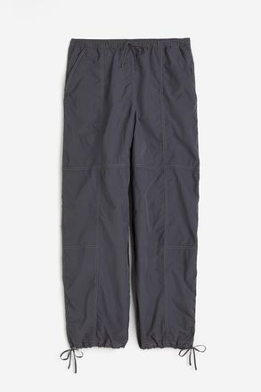 H&M Fallschirmhose aus Nylon - Grau