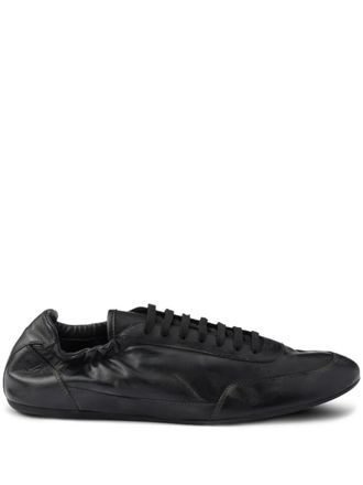 PRADA ブラック レザー スニーカー