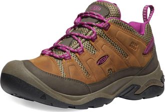 Keen Womens CIRCADIA Vent-W Hiking Shoe, Syrup/Boysenberry, 7.5