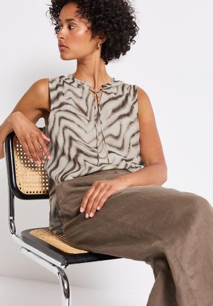 Street One Blusentop STREET ONE, Damen, Gr. 34, beige (tumbled beige), Chiffon, Obermaterial: 100% Polyester, gemustert, l&auml;ssig geschnitten h&uuml;ftbedeckend, Rundha