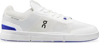 On WomenS The Roger Spin Sneakers In White/indigo