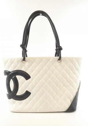 Chanel Leather Handbag (Pre-Owned)