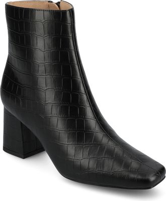 Journee Collection Women & apos;s Haylinn Medium and Wide Width Booties