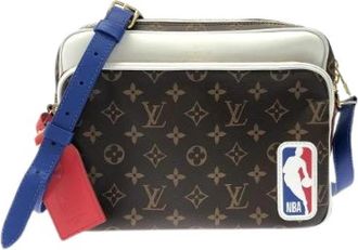 Louis Vuitton Pre-owned LVx NBA Nile Monogram Coated Canvas Shoulder Bag - Dames - Vintage Schoudertas - Bruin - ONE Size - Leer - Vintage
