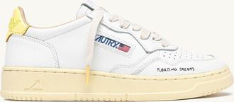 Autry SNEAKERS MEDALIST LOW IN PELLE BIANCA E LEMON MERINGUE