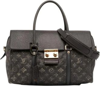 Louis Vuitton Pre-owned Handbags, female, Gray, Size: ONE SIZE Pre-owned Volupte Psyche