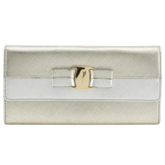 Ferragamo Pre-owned Wallets, female, Gray, Size: ONE SIZE Pre-owned Vara Long wallet (bi-fold)