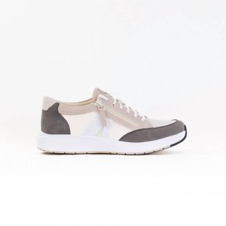Alegria Womens Eazeer Sneaker In Parchment