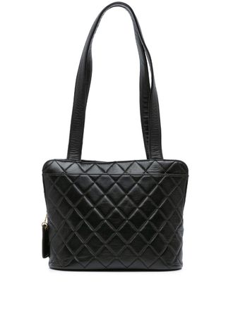 Chanel 1996-1997 Quilted Lambskin shoulder bag - women - Lambskin - One Size - Black