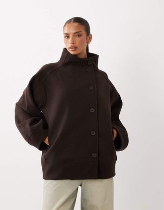 Gina Tricot Gina Tricot cappotto con collo alto marrone