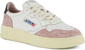 Autry Medalist Low Top Sneaker in Goat/Suede Powder/Black at Nordstrom Rack, Size 11Us / 41Eu