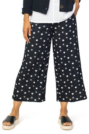 Habitat Express Travel Dot Crop Pant In Black