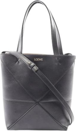 Loewe Pre-owned Cross Body Bags, female, Black, Size: ONE SIZE Pre-owned Cross Body Bag