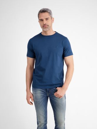 Lerros T-Shirt LERROS Basic T-Shirt mit Logostitck, unifarben, Herren, Gr. M, storm blau, 100% Baumwolle, Rundhals, Shirts T-Shirt, Herren T-Shirt, ohne Aufd