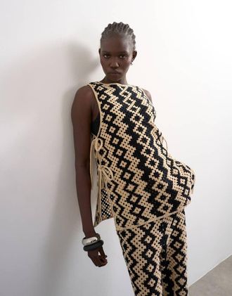 Topshop Camicia in maglia alluncinetto nera e beige a fantasia in coordinato-Nero