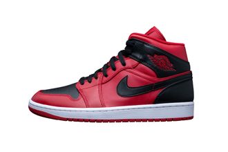 Nike Nike AIR JORDAN 1 MID, Mens Basketball Shoe, Black Noble Red White, 7 UK (41 EU)