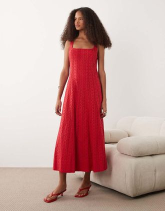 Mango Vestito midi rosso senza maniche in 100% cotone con scollo squadrato e ricami