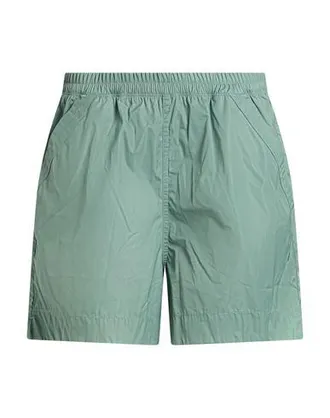 Under Armour BOTTOMWEAR - Shorts & Bermuda Shorts on YOOX.COM