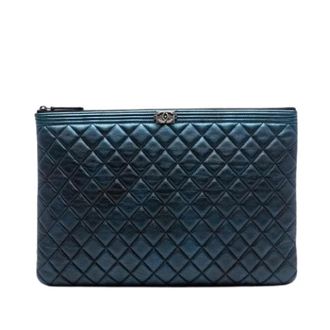 Chanel Pre-owned Quilted Metallic Lambskin Clutch - Dames - Pre-owned - Blauw - Maat: ONE Size Leer