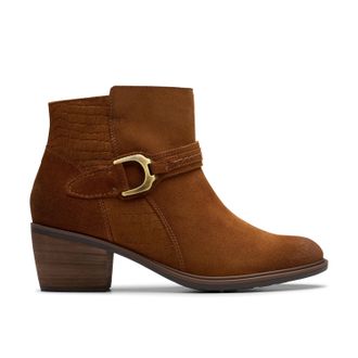 Clarks Neva Buckle in Brown Suede