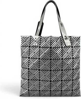 Issey Miyake Silver Polyester Nylon Elastane Brass Tote Bag (Pre-Owned)