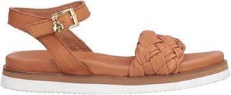 Patrizia Pepe FOOTWEAR - Sandals sur YOOX.COM