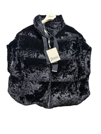 Herno Womens Zip Up Puffer Vest In Black