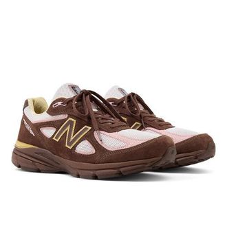 New Balance Unisex Made in USA 990v4 en Marr&oacute;n/Rosa/Beige, Gamuza/Malla, Talla 37.5