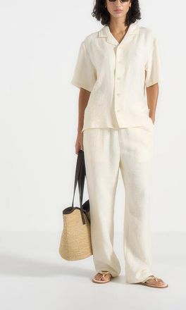 Mani&egrave;re De Voir Addison Unisex Textured Relaxed Fit Trousers in Cream at Nordstrom, Size Small
