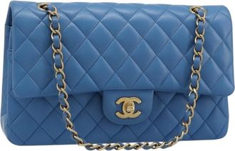 Chanel Matelass&eacute; Lambskin Leather Blue Leather Handbag (Pre-Owned)