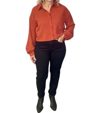 Sadie & Sage Mary Button Down Top In Marsala