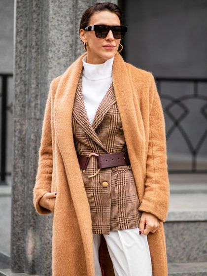 Unsere Blazer tragen wir jetzt nur noch in Kombination mit diesem Accessoire