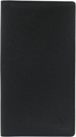 Louis Vuitton Black Taiga Leather Long Wallet (Bi-Fold) (Pre-Owned)