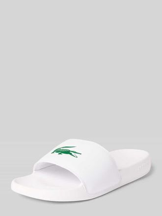Lacoste Badeschuhe mit Logo Print Modell SERVE SLIDE in Weiss, Gr&ouml;&szlig;e 10