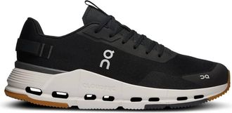 On Cloudnova Form 2 sneakers nere e avorio-Nero