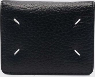 Maison Margiela Portacarte bifold in pelle martellata con Four Stitches