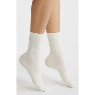 Hue Cable Crew Socks in Ivory at Nordstrom