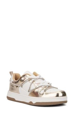 New York & Company Fable Metallic Sneaker in Gold at Nordstrom Rack, Size 7