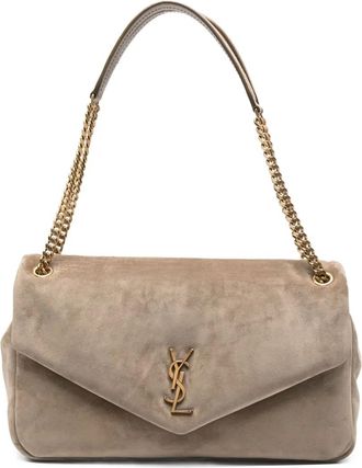 Saint Laurent Calypso grote su&egrave;de schoudertas met logoplakkaat - Beige
