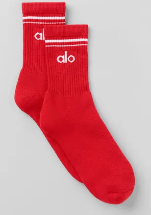 Alo | Half-Crew Throwback Socks in Bright Red/White, Size: Medium