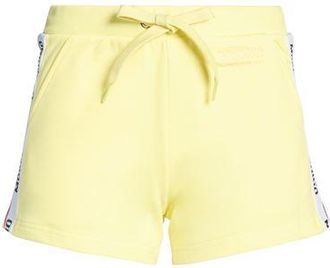 Moschino BOTTOMWEAR - Shorts & Bermuda Shorts sur YOOX.COM