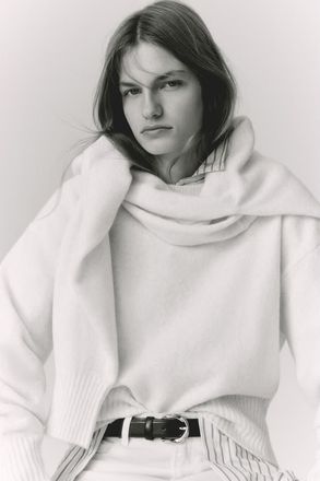 H&M Oversized sweater in Cream at Nordstrom, Size Xx-Large