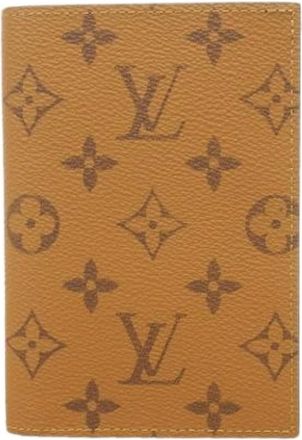 Louis Vuitton Pre-owned Wallets, female, Brown, Size: ONE SIZE Pre-owned Passport Cover