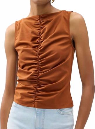 Frame Denim Ruched Sleeveless Top In Chestnut