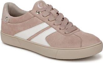 Naturalizer Medina Sneaker in Warm Taupe Tan/Warm White at Nordstrom, Size 10.5