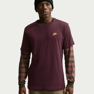 Nike Mens Nike Sportswear Club T-Shirt in Red | AR4997-653