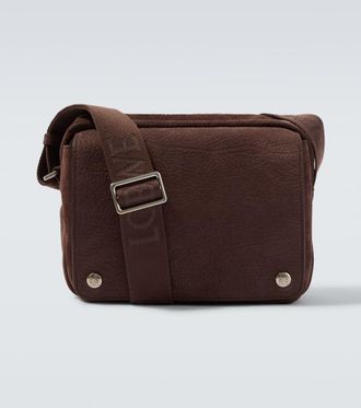 Loewe Pebble Medium leather messenger bag