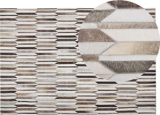 Beliani Alfombra De Piel De Vacuno Patchwork Beige Y Marr&oacute;n Rectangular 140 X 200 Cm Retro Kulalar