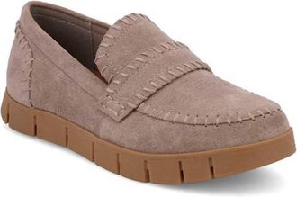Mia Womens Natalee Shoes In Stone Cowsuede