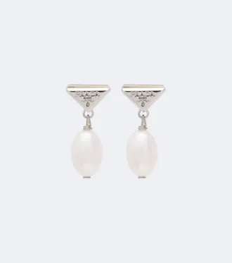 Prada Pendientes con perlas y logo